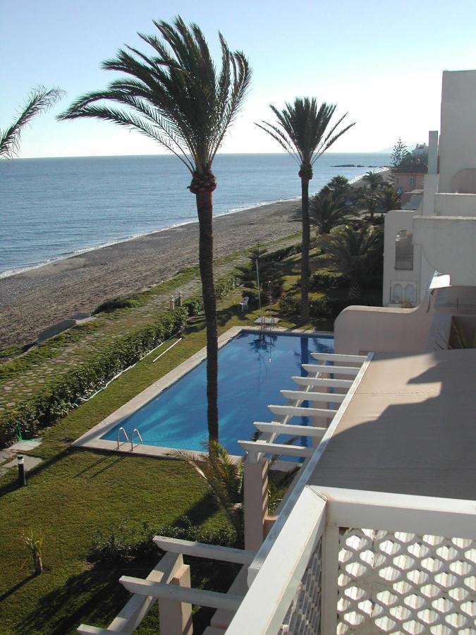 El Lobo De Mar Estepona Kültér fotó